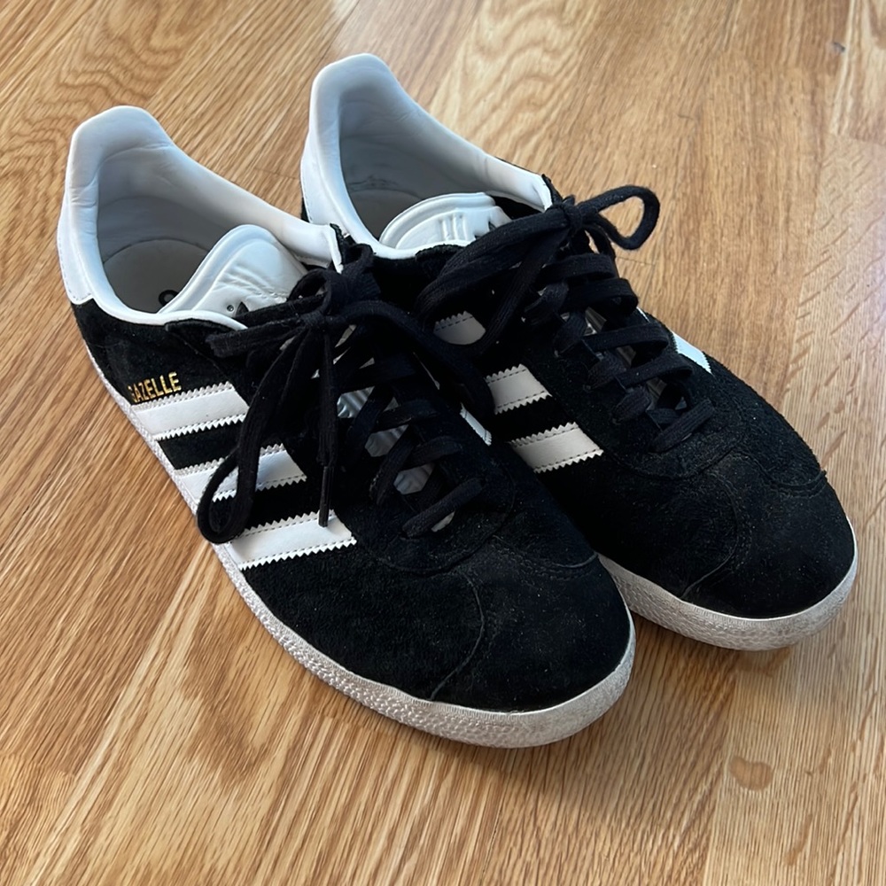 Adidas Gazelle Women’s Size 8
